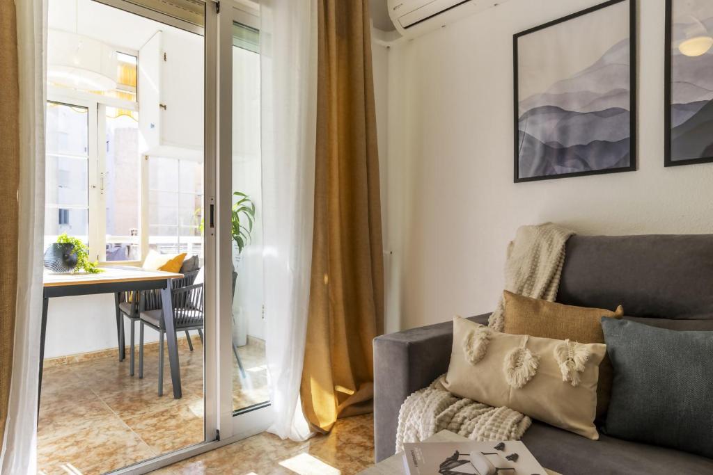Posedenie v ubytovaní Apartamento Pink Medsea