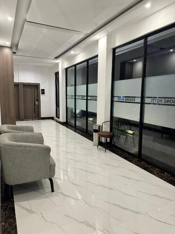 Posezení v ubytování Resong Hotel