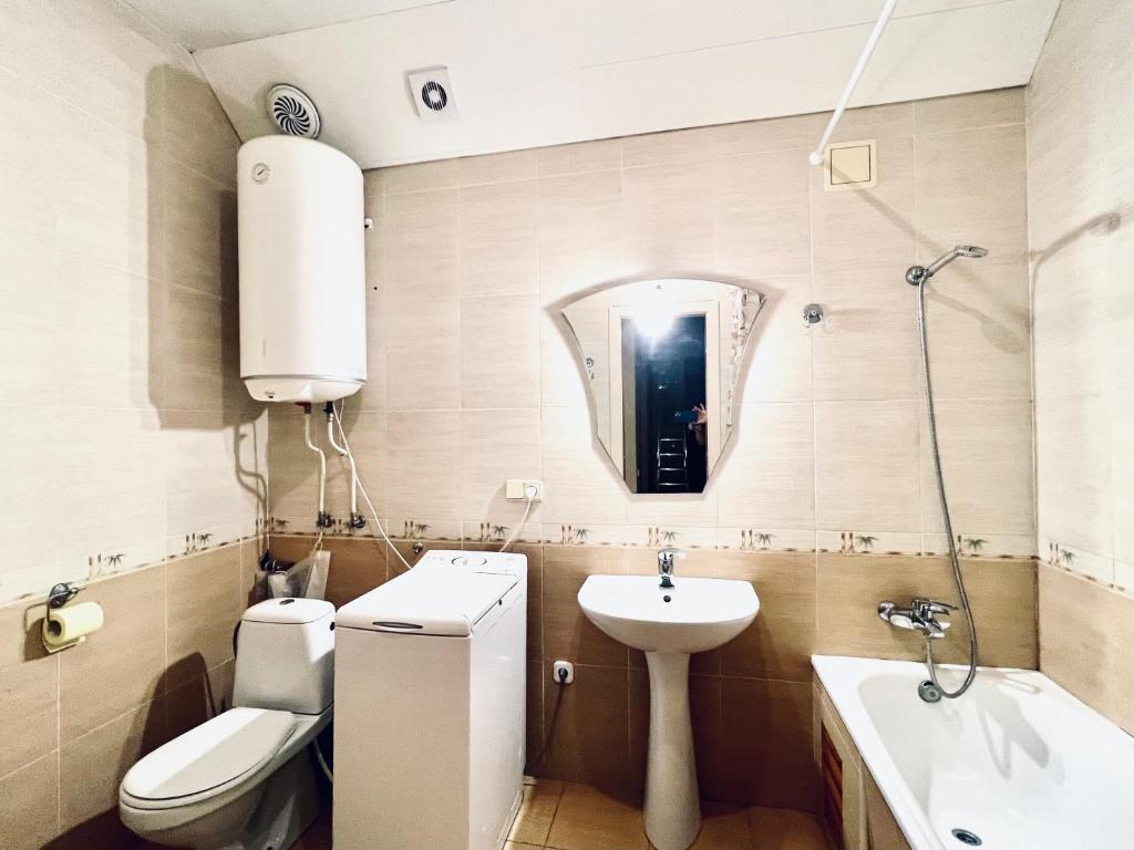 Apartment on Skorykovskyi Lane 4 - One-Bedroom Apartment With Balcony