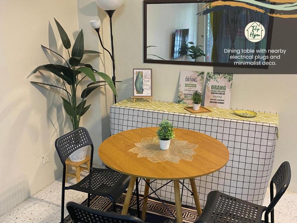 Fotografie z fotogalerie ubytování Tulip Hijau Homestay - Bukit Beruntung - 4Bedrooms v destinaci Rawang