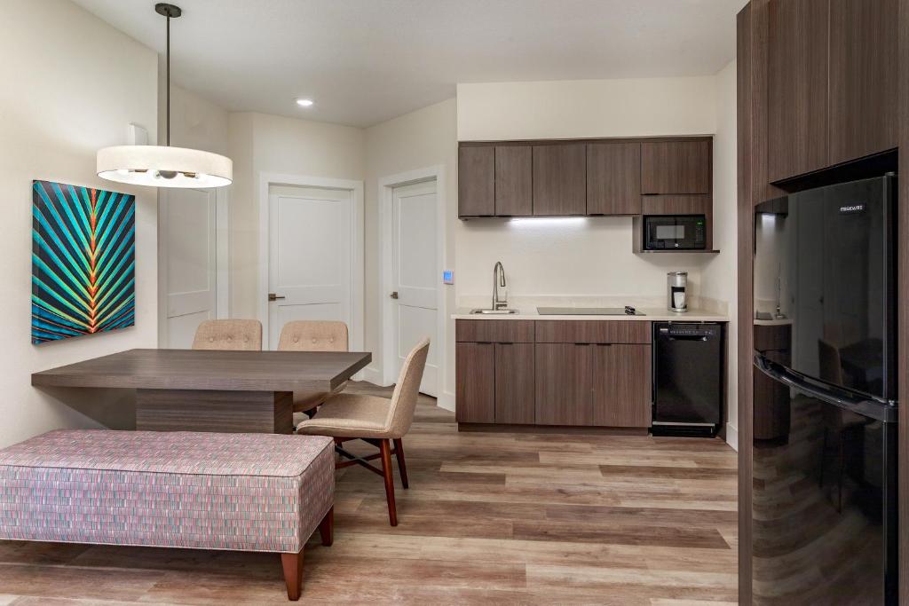 The Grove Resort & Water Park Orlando - Terraces Two Bedroom (Free Water Park Access)