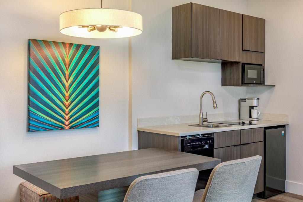 The Grove Resort & Water Park Orlando - Terraces One Bedroom (Free Water Park Access)