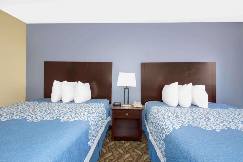 Days Inn by Wyndham North Platte - Habitación Con 2 Camas Grandes - Fumadores