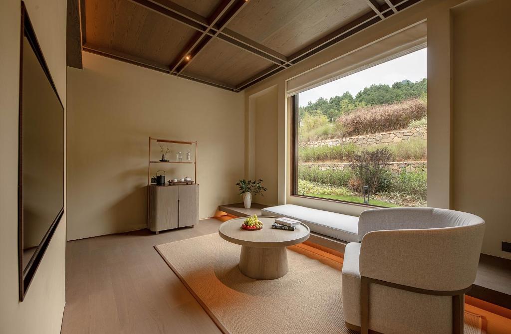 Country Retreats Zhangjiajie Manson Resort - 露台的家庭房