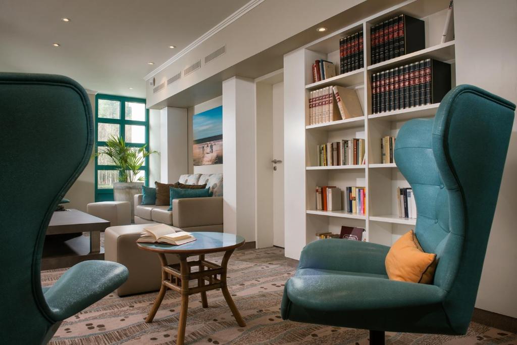 Posezení v ubytování Hotel Bernstein Prerow