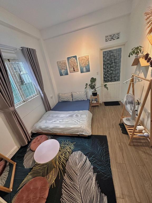 Postel nebo postele na pokoji v ubytování 1 House