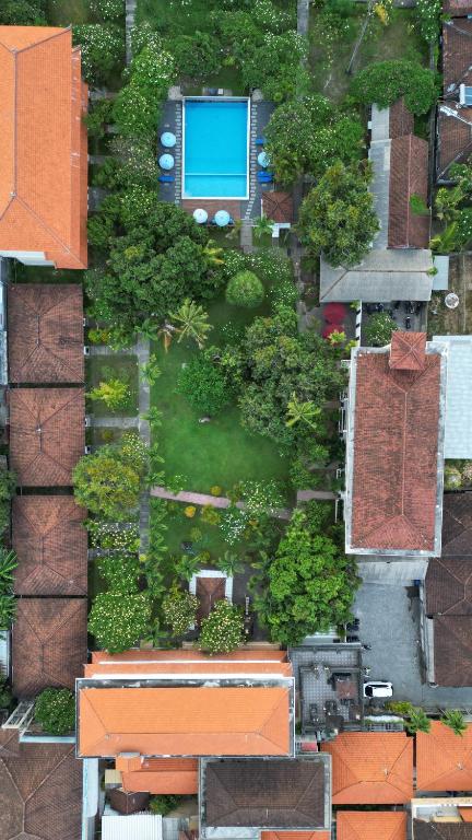 Bazén v ubytování New Mekar Jaya Hotel nebo v jeho okolí