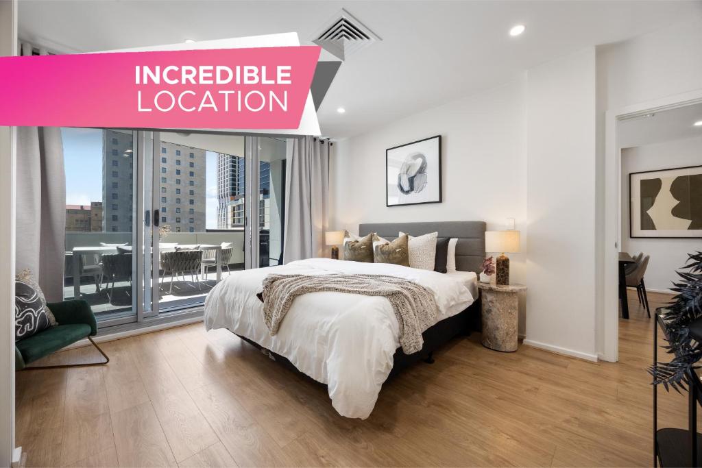 Postel nebo postele na pokoji v ubytování City Haven on York - 3BR, parking, WIFI, Central