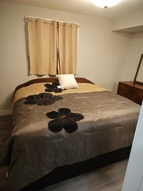 Postel nebo postele na pokoji v ubytování Chamber Inn