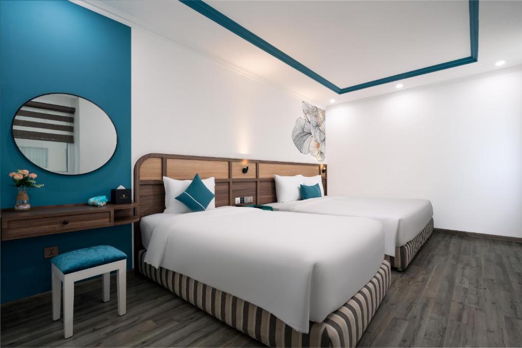 Phòng Deluxe 3 Người Nhìn Ra Góc Biển