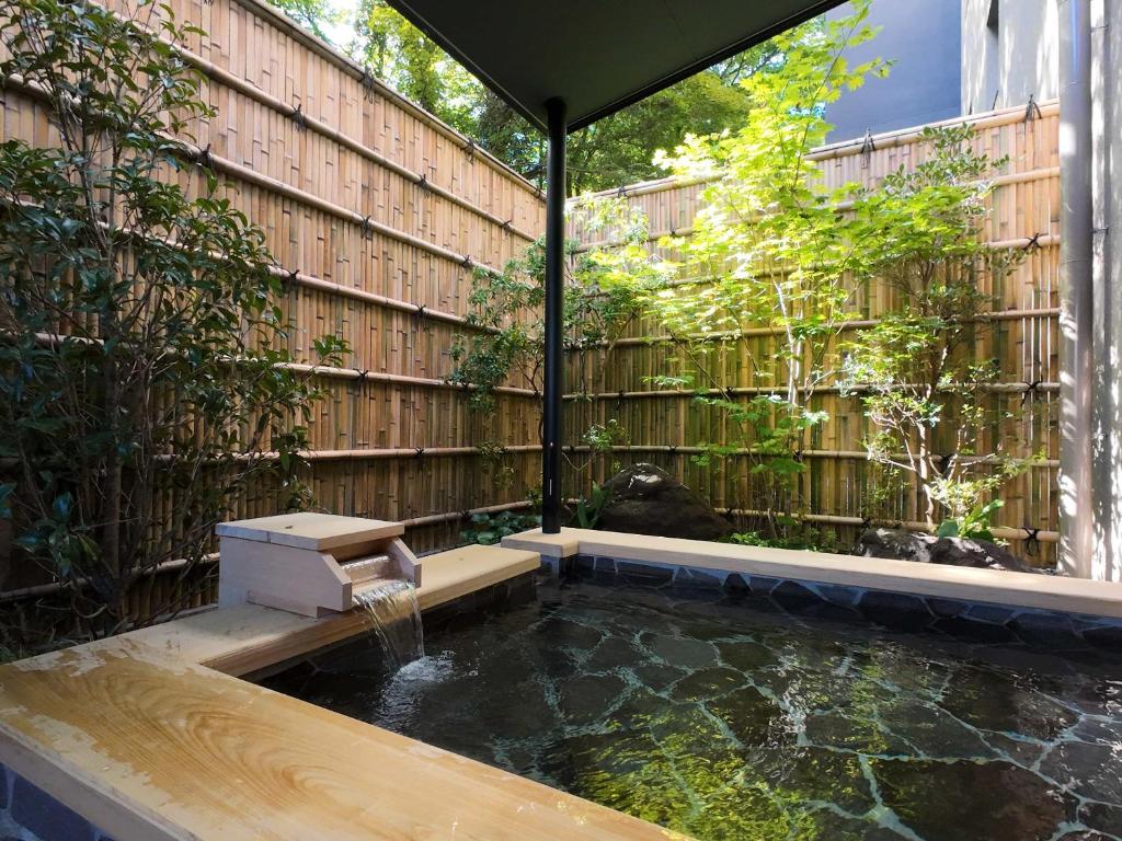 Bazén v ubytování Rakuten STAY TERRACE Hakone Kowakudani nebo v jeho okolí