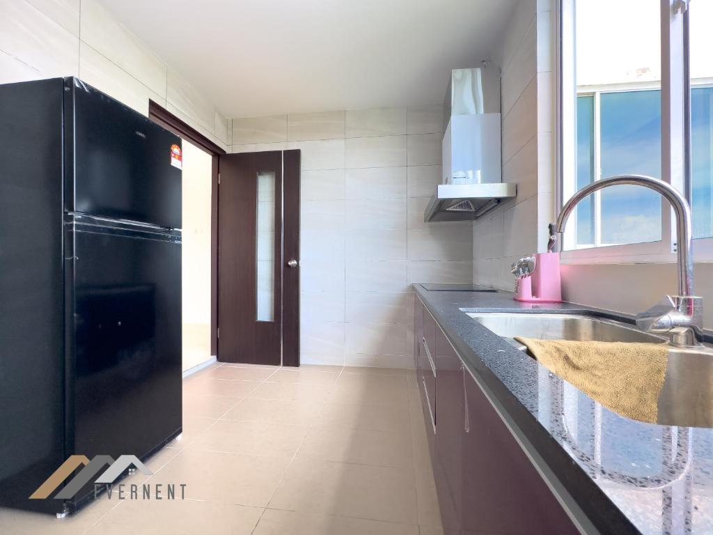 Serene Heights by Evernent - Apartamento De Tres Dormitorios