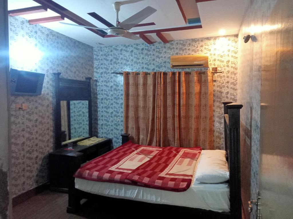 New White Rose Guest House - Single Room