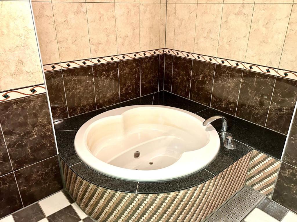 Koupelna v ubytování 富士Outlet温泉Hotel