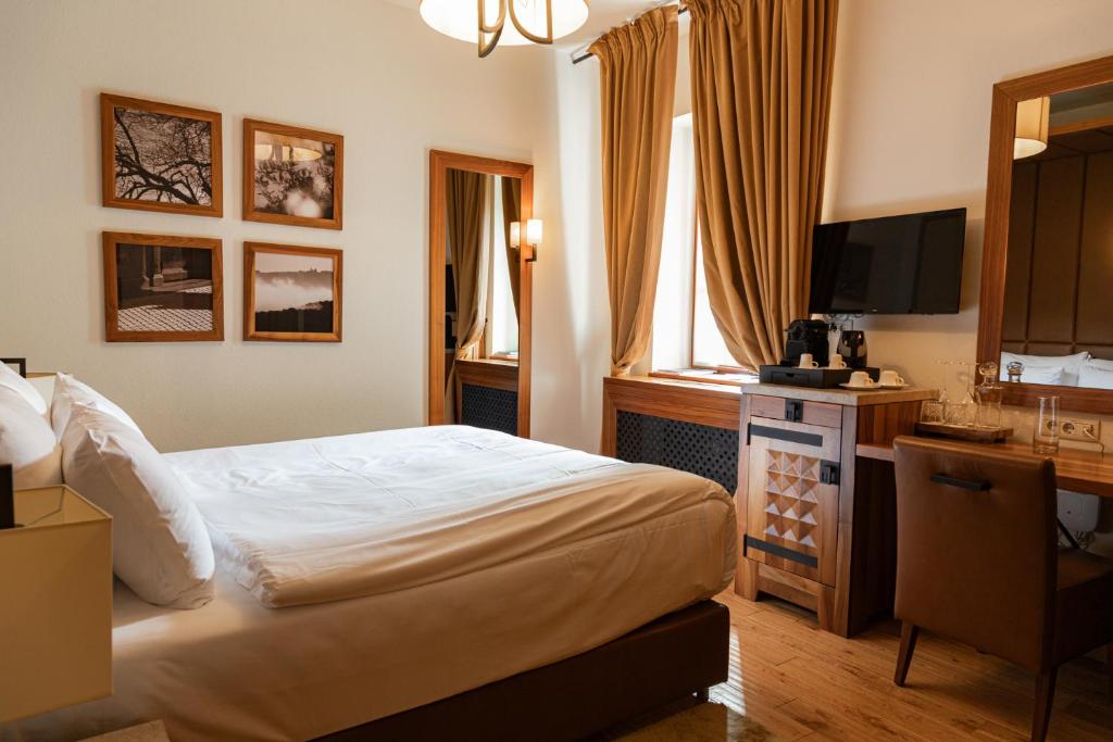 Hotel Grad Otočec - Relais Chateaux photo 3