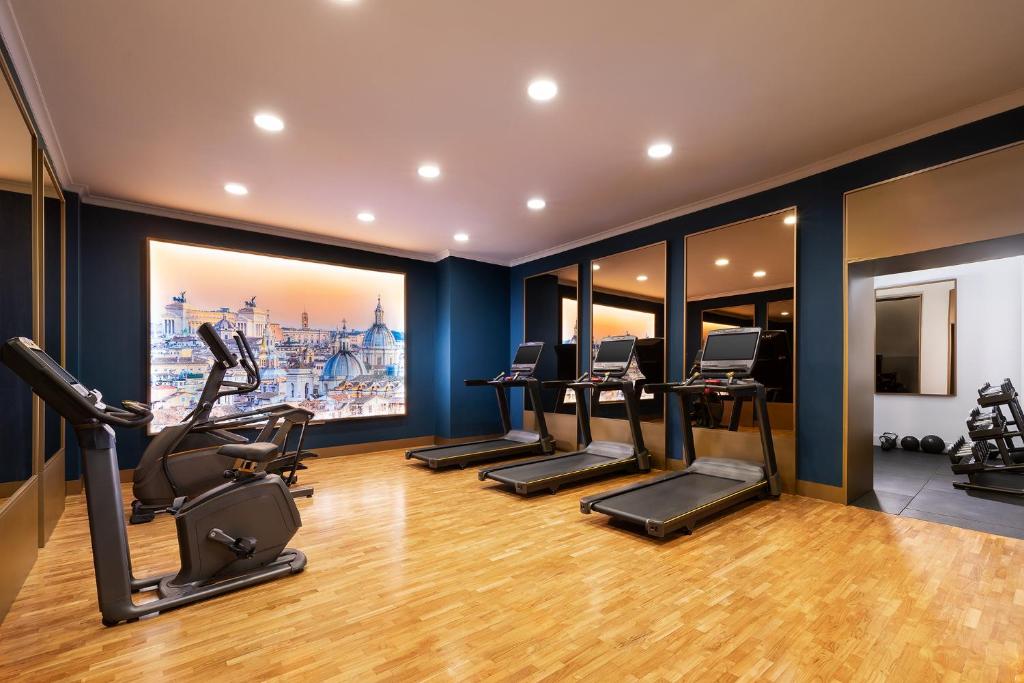 Fitness centrum a/nebo fitness zařízení v ubytování Sina Bernini Bristol, Autograph Collection