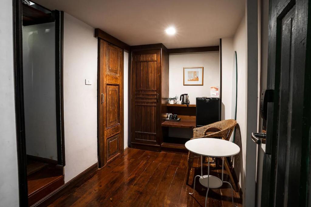 Chetuphon Gate - Resim 6