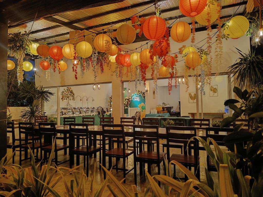 Restaurace v ubytování Plato De Ciudad II