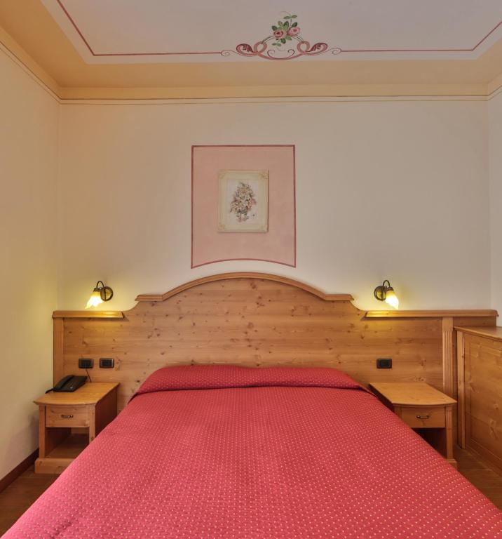 Hotel Fai - Standard-Dreibettzimmer