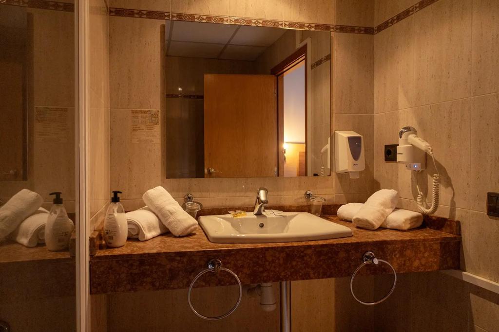 Hotel Sant Celoni - Habitación Individual