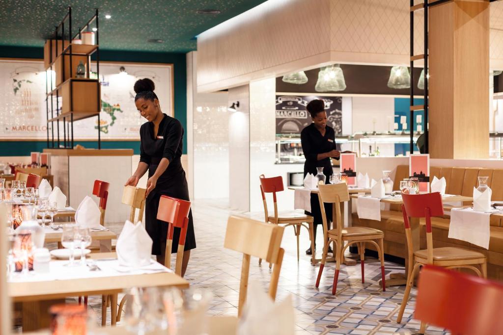Restaurace v ubytování Hotel Riu Touareg - All Inclusive