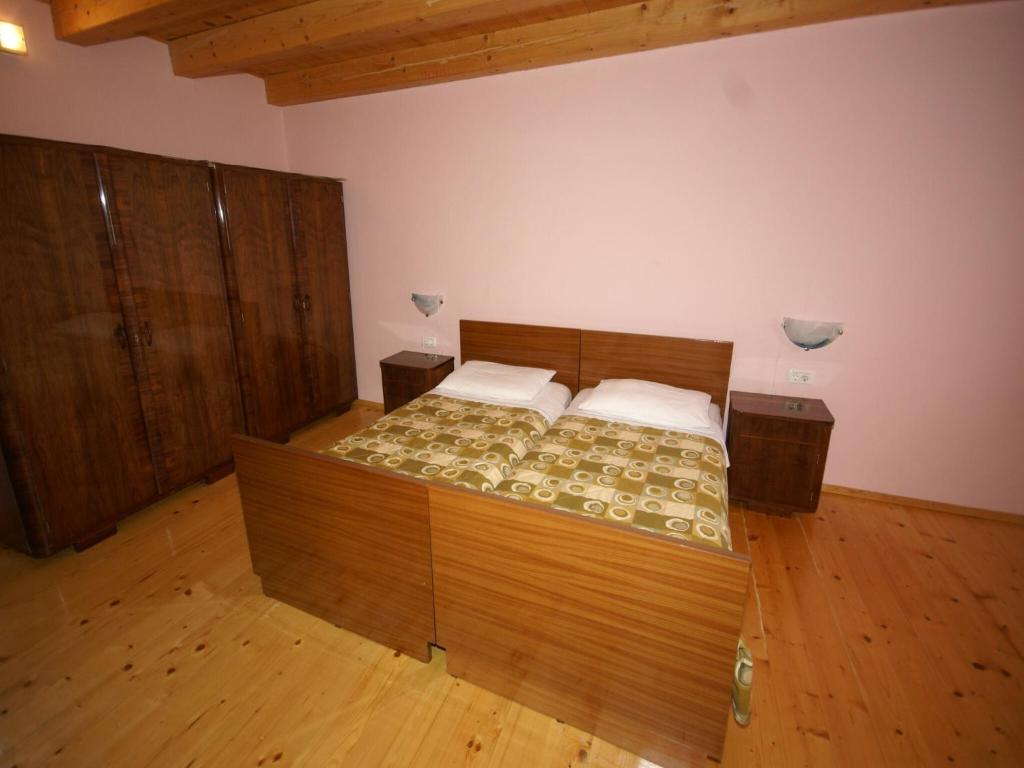 Fotografia z galérie ubytovania Traditional villa with private pool v destinácii Peresiji