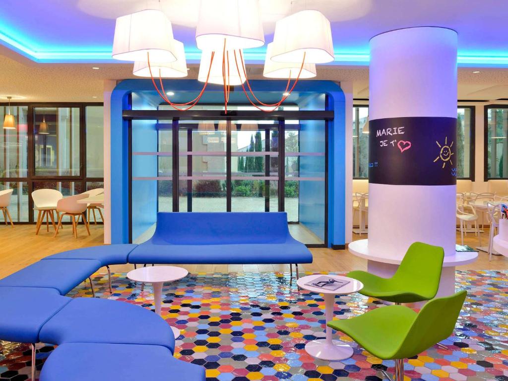 Posezení v ubytování ibis Styles Montelimar Centre
