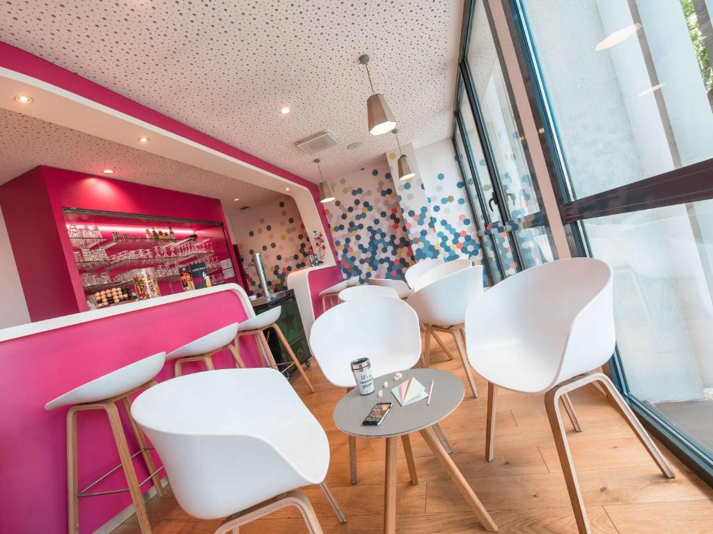 Posezení v ubytování ibis Styles Montelimar Centre