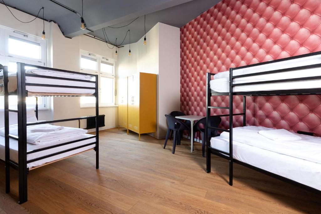 Postel nebo postele na pokoji v ubytování Coffee Inn Hostel Berlin