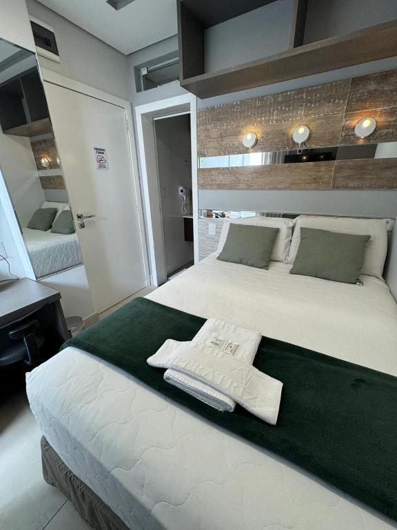 Postel nebo postele na pokoji v ubytování Hotel Imperatriz Premium