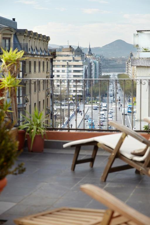 Výhľad na hory alebo výhľad na hory priamo z apartmánu
