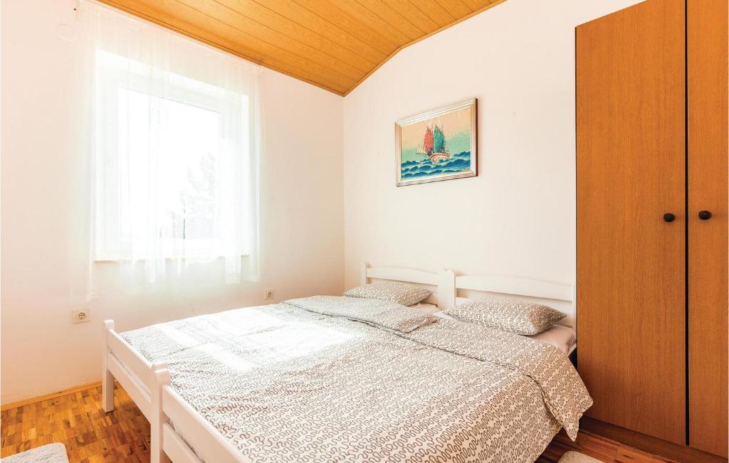 Fotografie z fotogalerie ubytování Stunning Home In Novi Vinodolski v destinaci Novi Vinodolski
