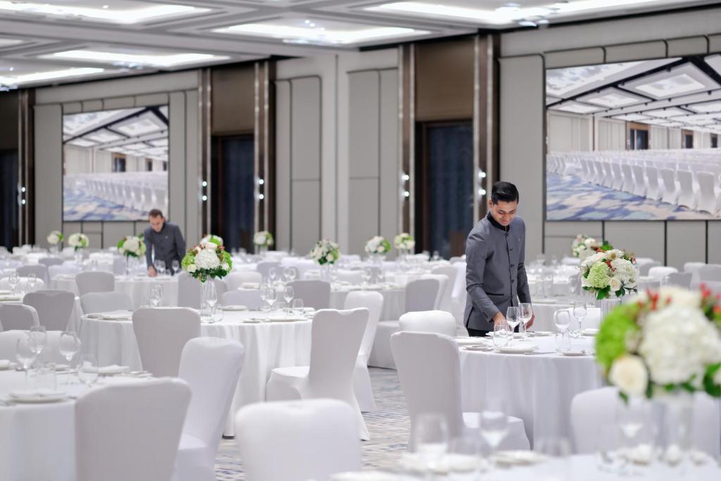 Crowne Plaza Dubai Festival City - Resim 30