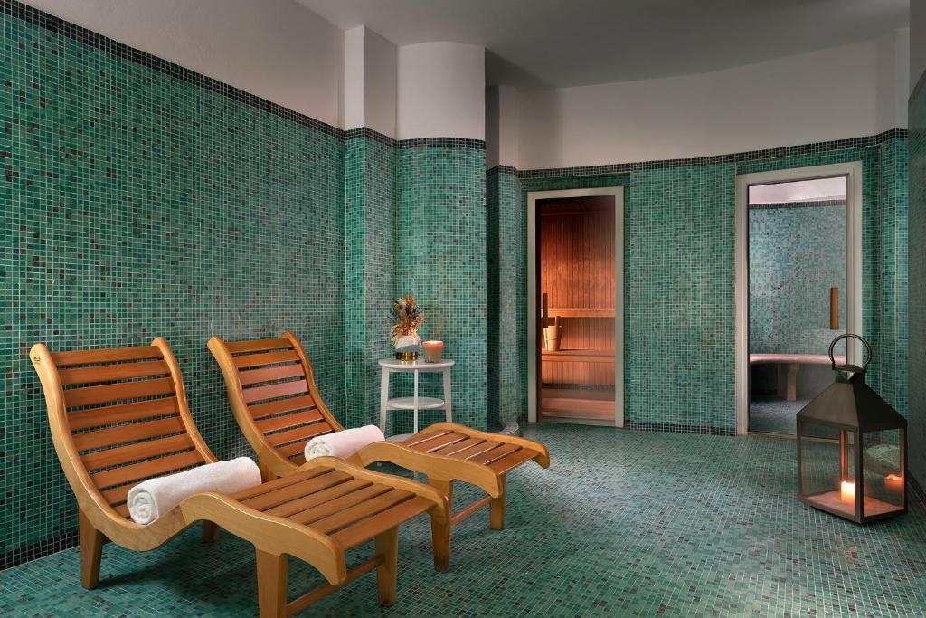 Sina Villa Medici, Autograph Collection - Resim 16