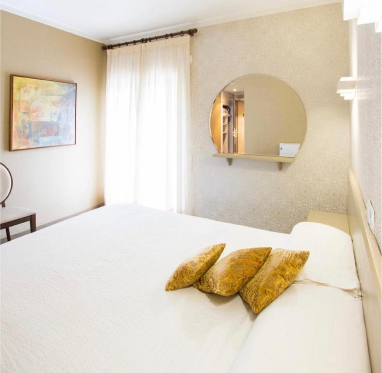 Postel nebo postele na pokoji v ubytování Hotel Esteba