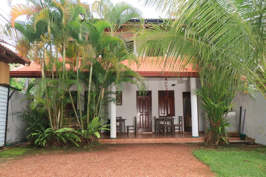 Vườn quanh SP Taru Surf Camp&Restaurant