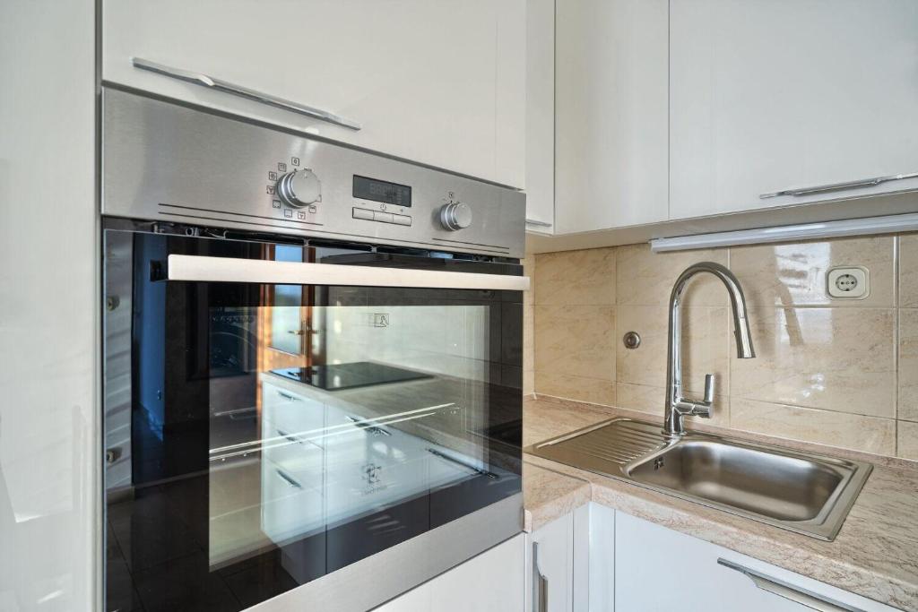 Kuchyňa alebo kuchynka v ubytovaní Apartment AnteV