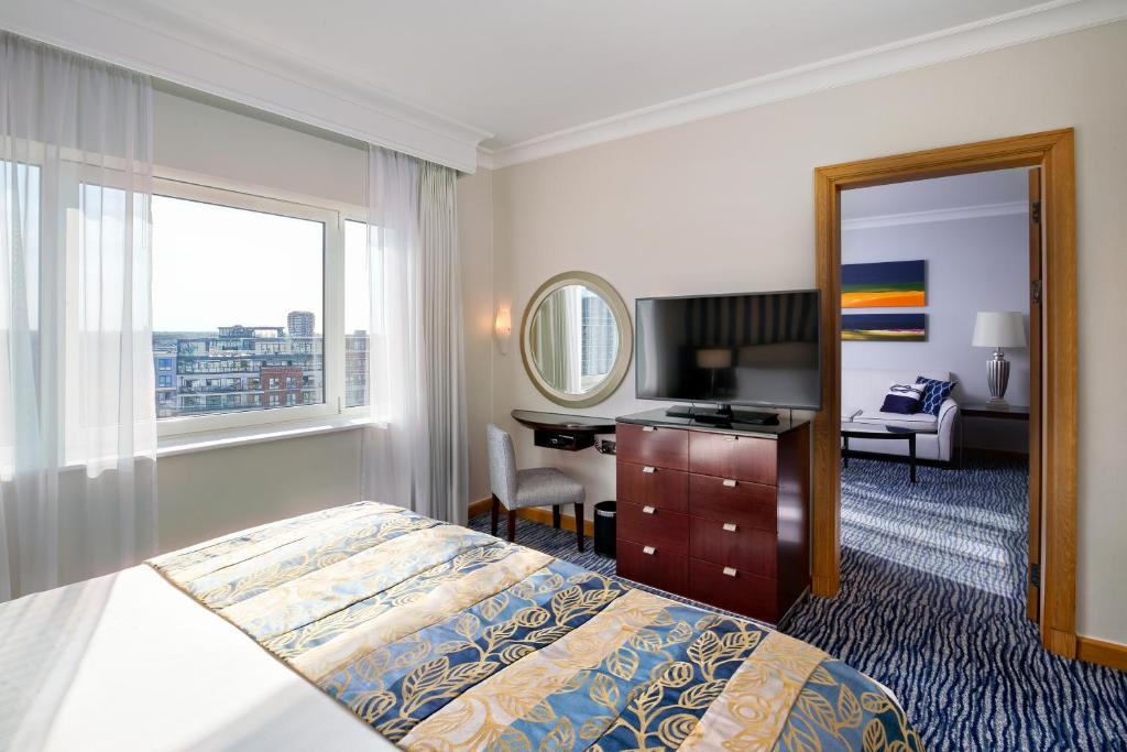 The Chelsea Harbour Hotel and Spa - Chelsea King Suite