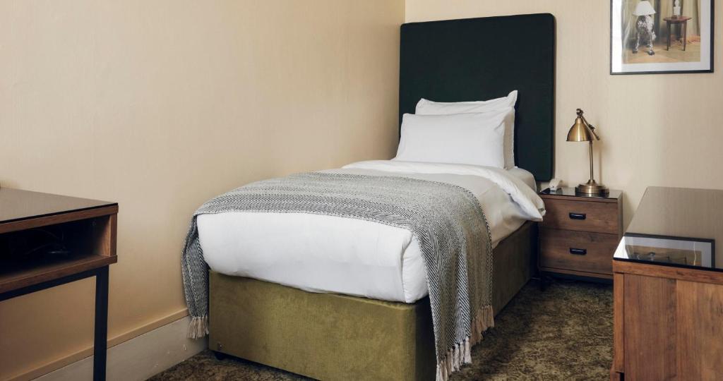 The Columbia - Resim 19