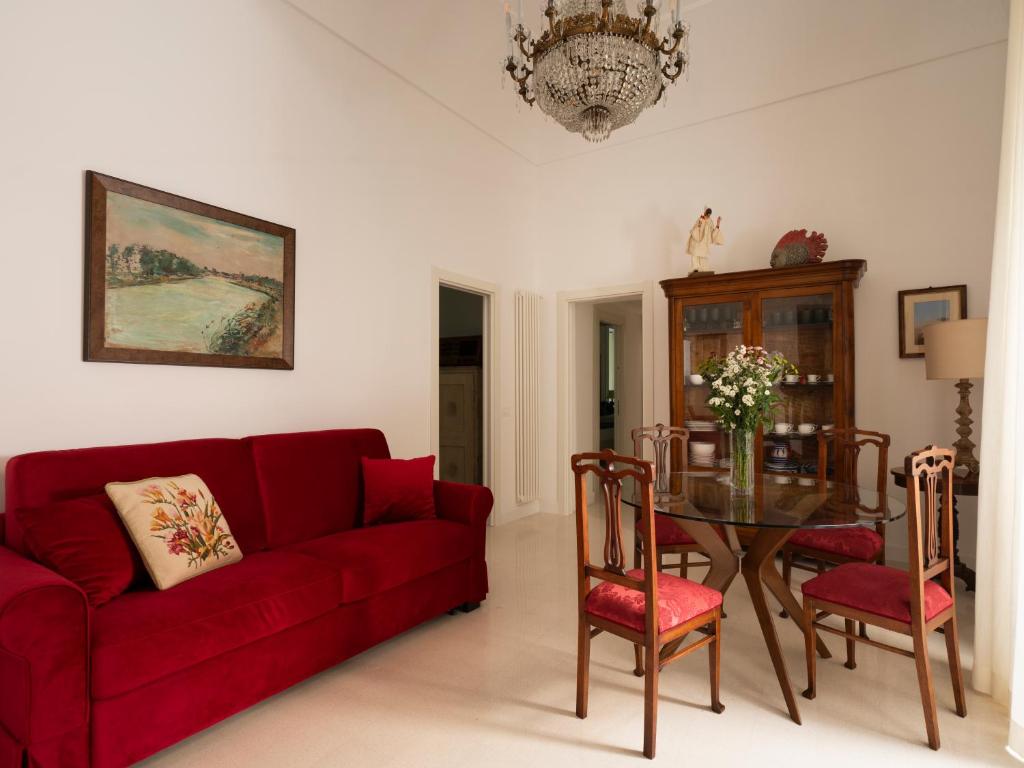 Chiaia Luxury Apartment - Housity