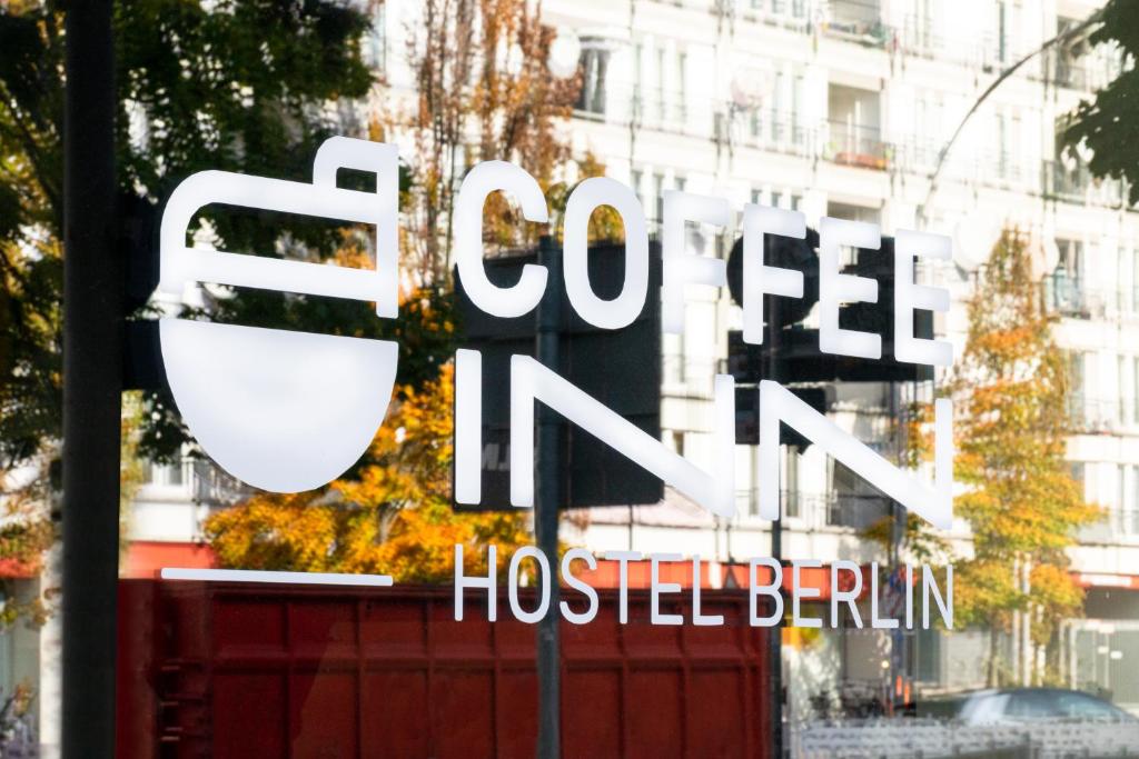Certifikát, hodnocení, plakát nebo jiný dokument vystavený v ubytování Coffee Inn Hostel Berlin
