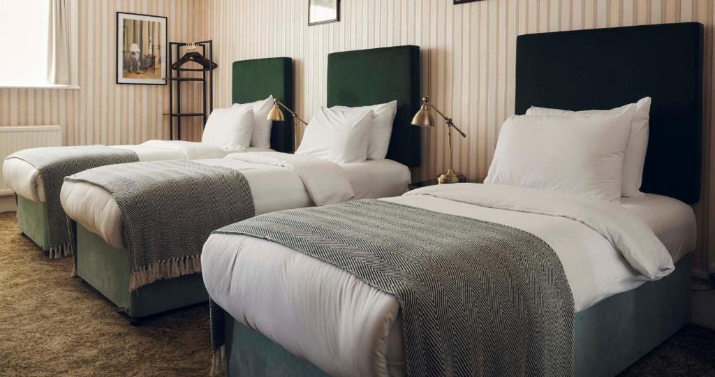 The Columbia - Resim 28