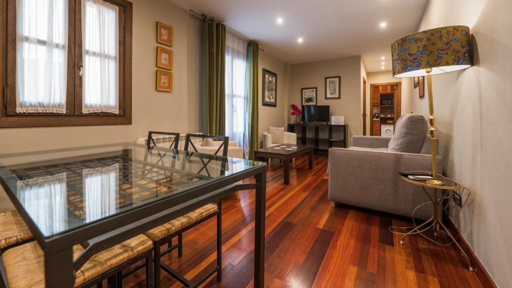 Apartamentos Las Teresitas junto a la Catedral - 1