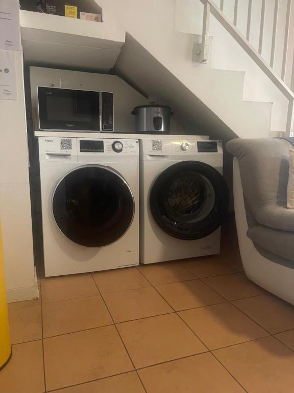 Fotografie z fotogalerie ubytování CASA COLIVING avec chambre salle de bain individuelles privatives v destinaci Saint-Pierre