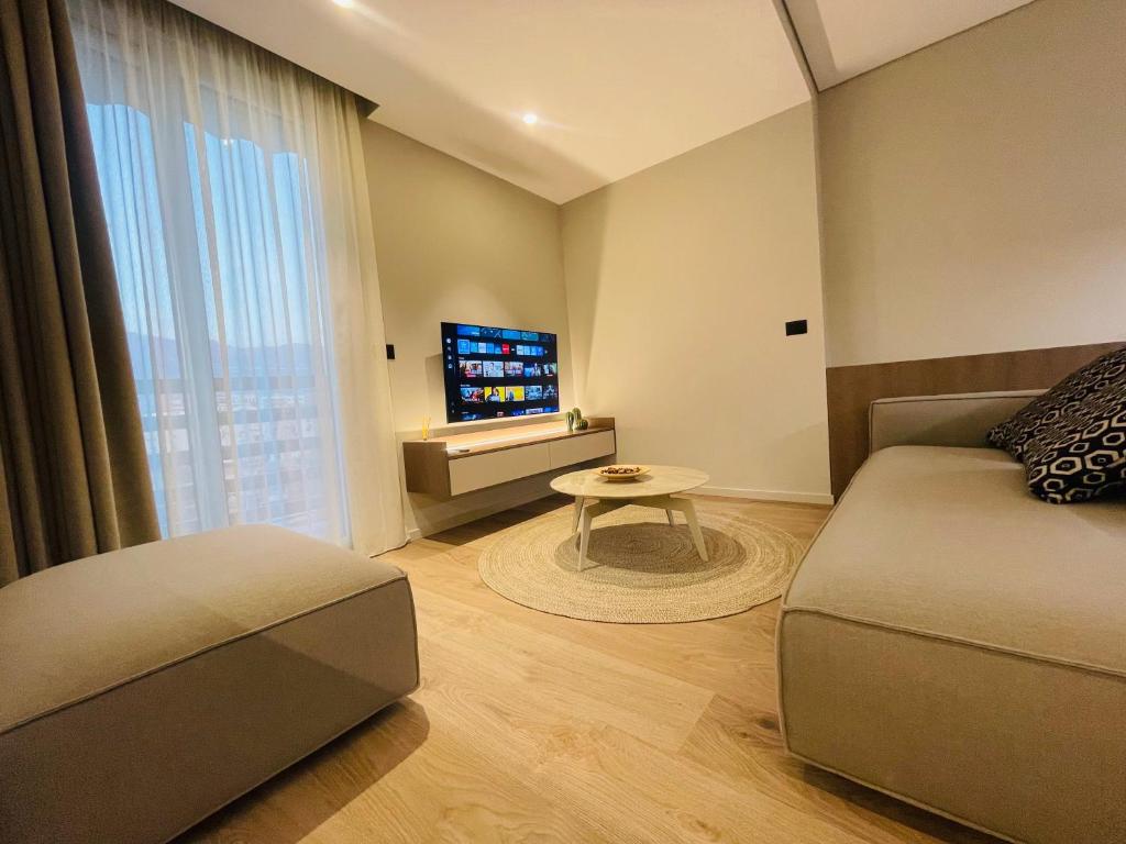Posezení v ubytování Two Steps Apartments Tirana