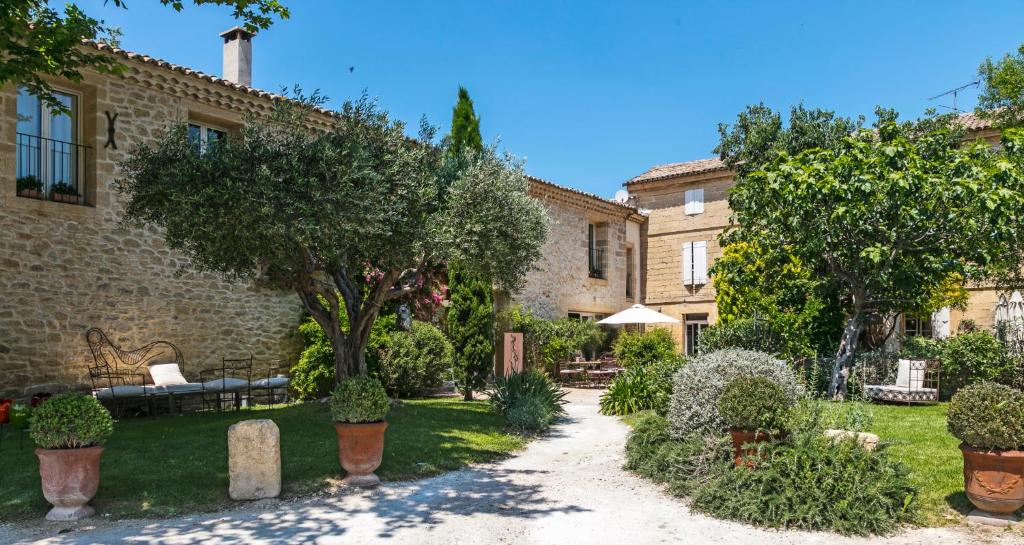 Zahrada ubytování Chambres d'Hôtes La Maison de Léonie