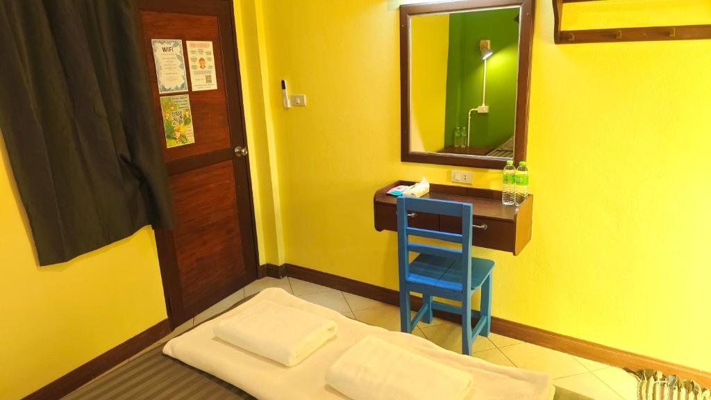 The Funky Monkey Hostel - 18 to 40 years old only - 6