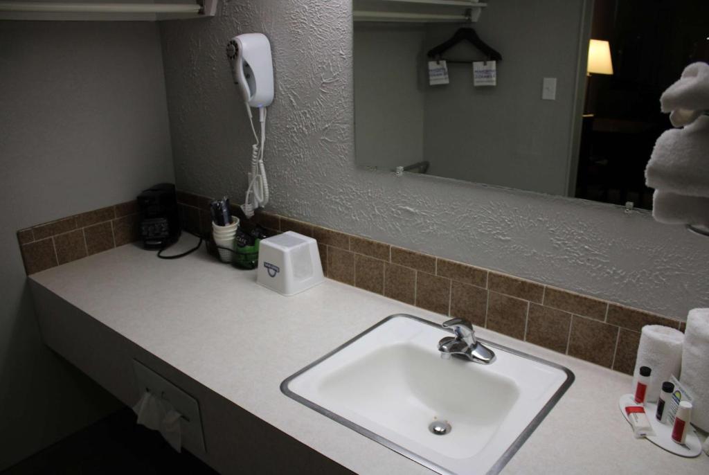 Days Inn by Wyndham Hays - Camera Queen - Non Fumatori
