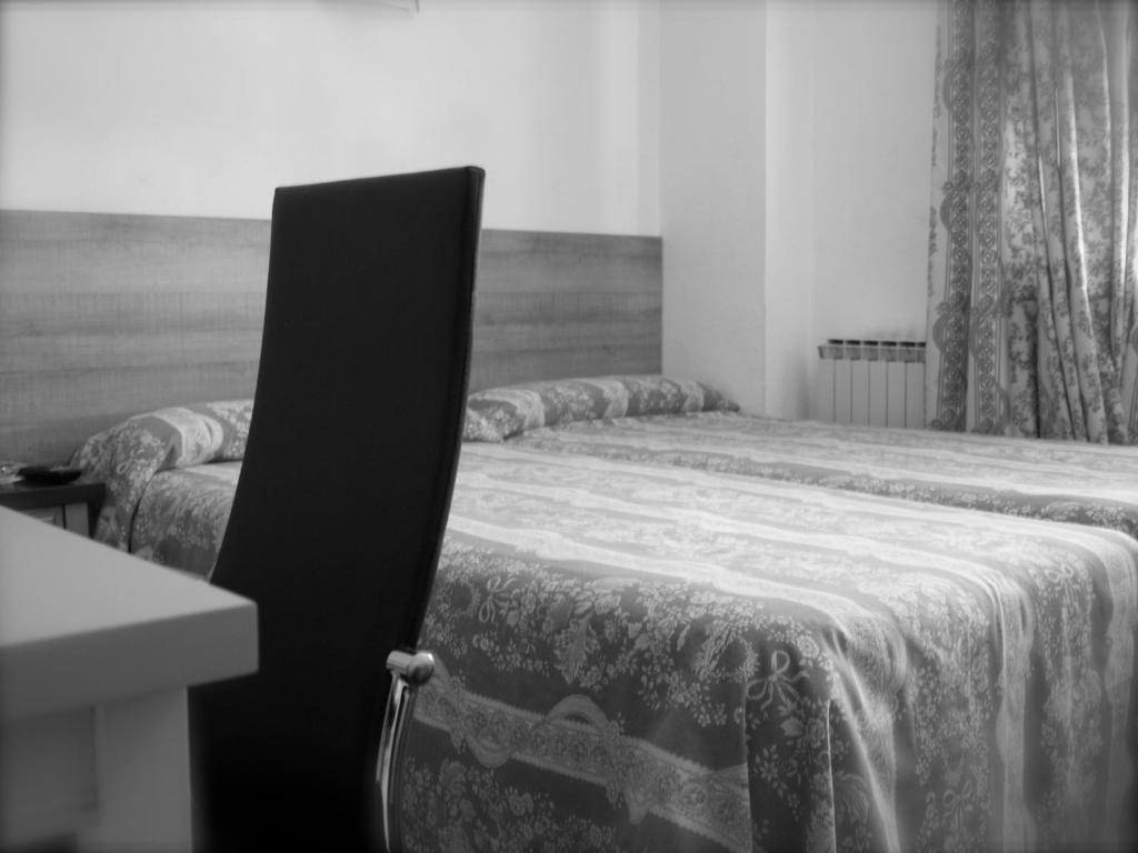 Fotografie z fotogalerie ubytování Hostal Palafox v destinaci Barbastro