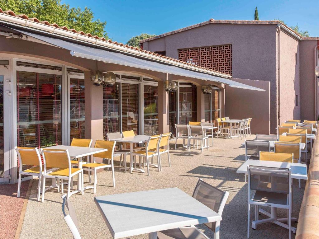 Restaurace v ubytování ibis Montélimar Nord